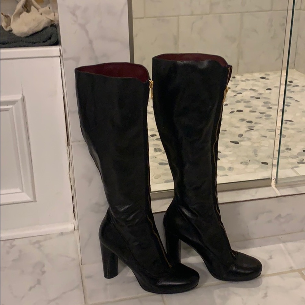 Black Boots